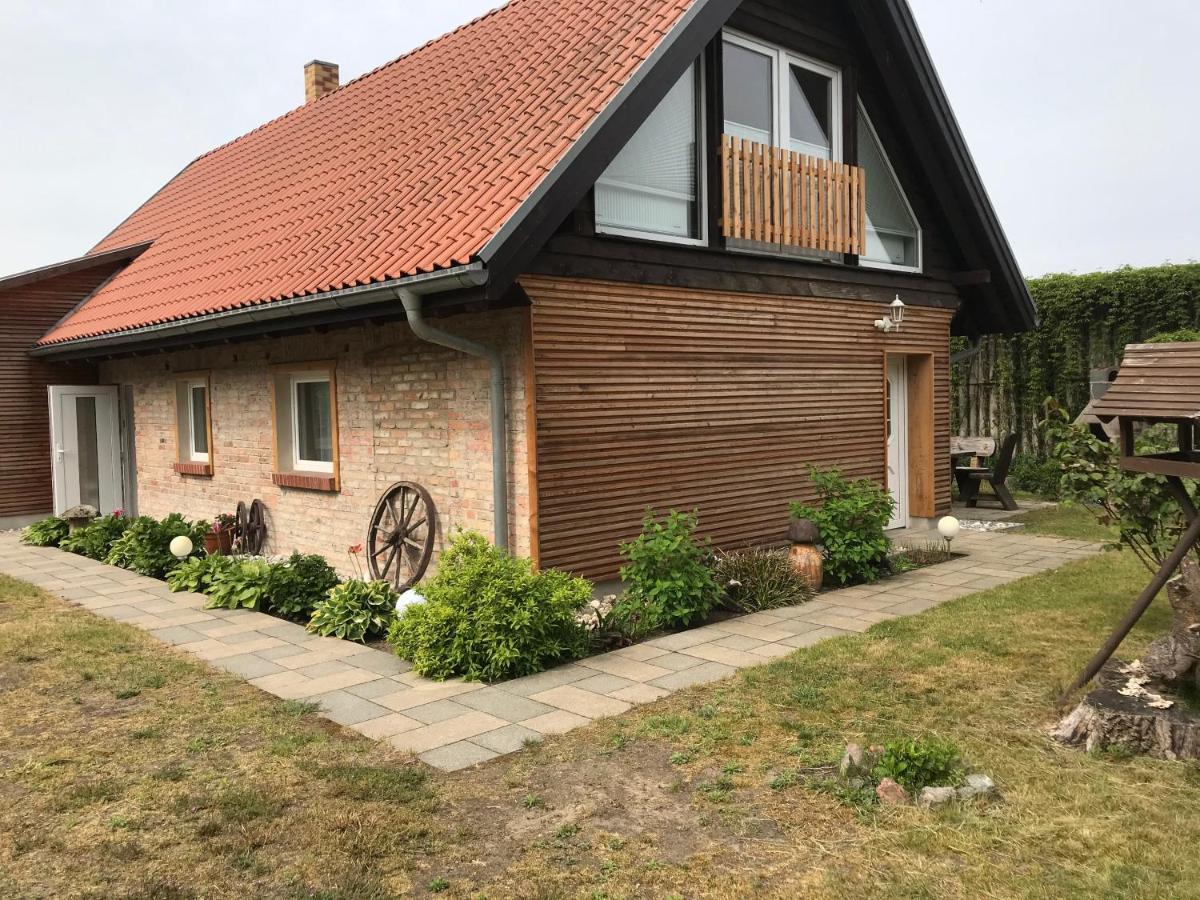 Ferienwohnung Sonne Stubbenfelde Ngoại thất bức ảnh